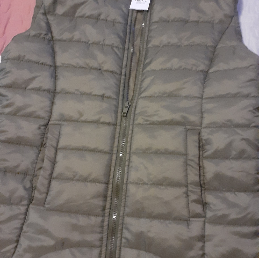 Nike & Rue 21 Apparel - Picture 5 of 10
